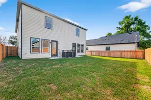 5319 Bacher St, Houston, TX 77028 - Photo 32