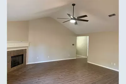 58 Shimmer Pond Pl, Conroe, TX 77385 - Photo 8