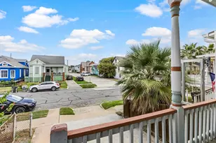 1309 Avenue M, Galveston, TX 77550 - Photo 28