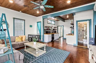 1309 Avenue M, Galveston, TX 77550 - Photo 1