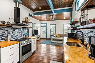 1309 Avenue M, Galveston, TX 77550 - Photo 8