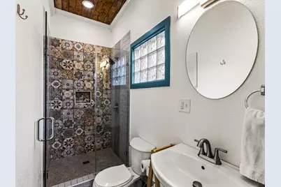 1309 Avenue M, Galveston, TX 77550 - Photo 12