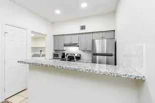 2626 Holly Hall St, Houston, TX 77054 - Photo 14