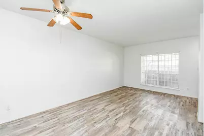 2626 Holly Hall Street #307, Houston, TX 77054 - Photo 12