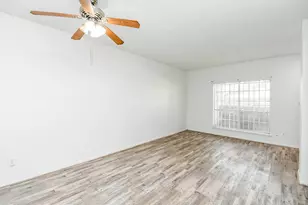 2626 Holly Hall St, Houston, TX 77054 - Photo 12