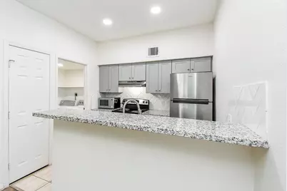 2626 Holly Hall Street #307, Houston, TX 77054 - Photo 14