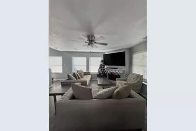 8518 Wild Basin Drive, Houston, TX 77088 - Photo 8