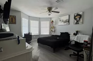 8518 Wild Basin Dr, Houston, TX 77088 - Photo 22