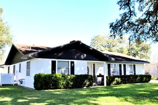 218 Smith St, Columbus, TX 78934 - Photo 36