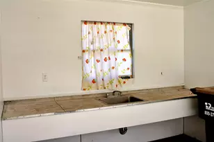 218 Smith St, Columbus, TX 78934 - Photo 32