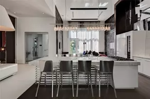 306 McGowen St, Houston, TX 77006 - Photo 22