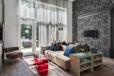 306 McGowen Street #1221, Houston, TX 77006 - Photo 16