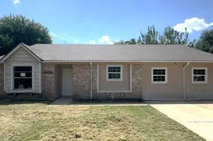 7735 Whispering Wood Ln, Houston, TX 77086 - Photo 2