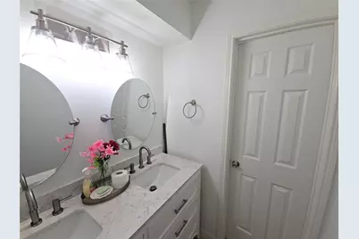 14333 Memorial Drive #91, Houston, TX 77079 - Photo 14