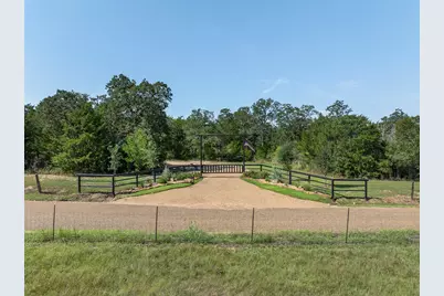 7541 Halamicek Loop, Fayetteville, TX 78940 - Photo 24