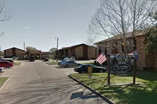 900 Avenue J, Bay City, TX 77414 - Photo 4