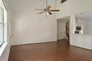 2023 Creek Run Dr, Pearland, TX 77584 - Photo 16