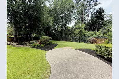 110 W Lansdowne Circle, The Woodlands, TX 77382 - Photo 28