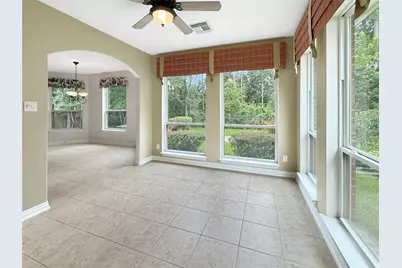 110 W Lansdowne Circle, The Woodlands, TX 77382 - Photo 12