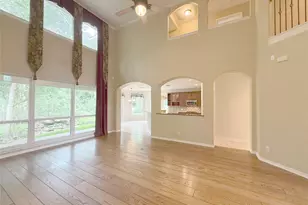 110 W Lansdowne Cir, The Woodlands, TX 77382 - Photo 6