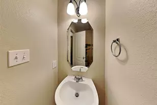 18302 Fair Grange Ln, Cypress, TX 77433 - Photo 10