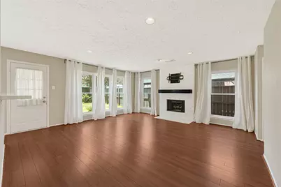 3510 Honey Creek Drive, Sugar Land, TX 77478 - Photo 10
