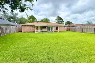 16814 David Glen Dr, Friendswood, TX 77546 - Photo 10