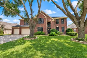 1910 Spreading Bough Ln, Richmond, TX 77406 - Photo 2