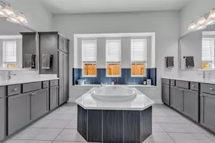 423 Round Top St, Webster, TX 77598 - Photo 24