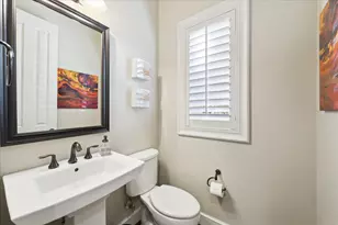 31 Windsor Ct, Houston, TX 77055 - Photo 6