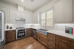 6302 Prague St, Houston, TX 77007 - Photo 12