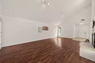 11414 Meadow Lake Dr, Houston, TX 77077 - Photo 8