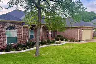 4414 Woodland Ridge Dr, College Station, TX 77845 - Photo 2