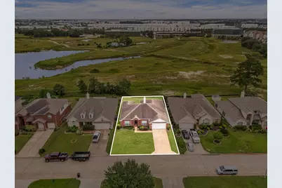 7727 Heron Lakes Drive, Houston, TX 77064 - Photo 32