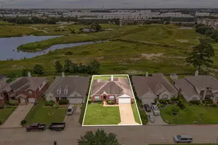 7727 Heron Lakes Dr, Houston, TX 77064 - Photo 32