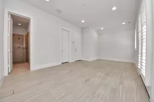 2606 Madeline Grove Dr, Houston, TX 77008 - Photo 22
