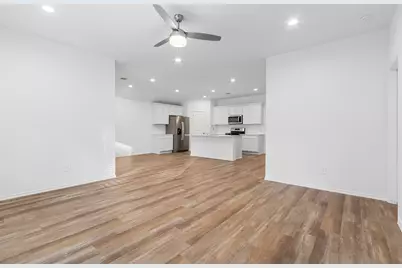 507 Cicero Lane, Pinehurst, TX 77362 - Photo 4