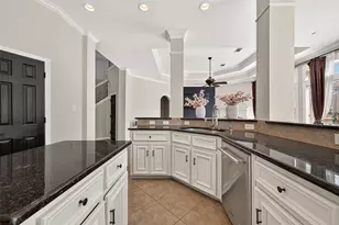 9218 Delacorte Ln, Missouri City, TX 77459 - Photo 14