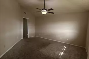 10602 Village Trail Dr, Houston, TX 77065 - Photo 4
