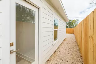 9409 Caddo Rd, Houston, TX 77078 - Photo 38