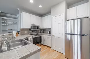 2400 McCue Rd, Houston, TX 77056 - Photo 6