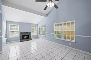 7535 Log Cradle Dr, Houston, TX 77041 - Photo 2