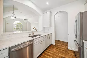 5841 Katy St, Houston, TX 77007 - Photo 4