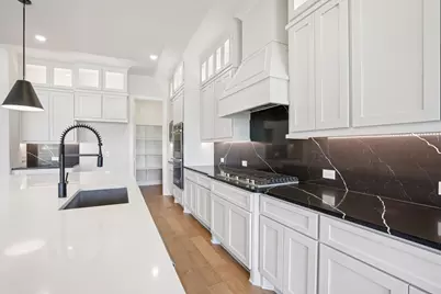 9927 Hunters Run Drive, Missouri City, TX 77459 - Photo 10