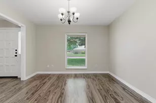 445 Longmeadow St, Beaumont, TX 77707 - Photo 8