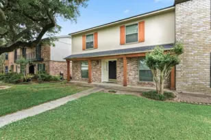 445 Longmeadow St, Beaumont, TX 77707 - Photo 2