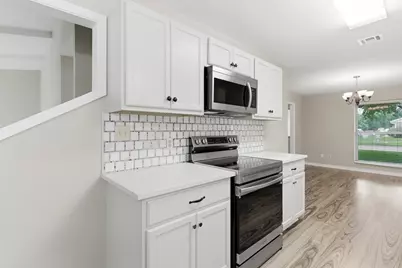 445 Longmeadow Street, Beaumont, TX 77707 - Photo 12