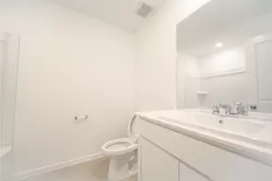 9314 Speckled Trout Dr, Baytown, TX 77521 - Photo 16