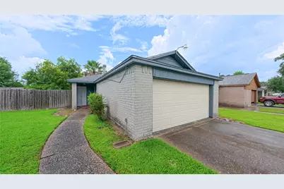 8618 Van Hut Lane, Houston, TX 77044 - Photo 2