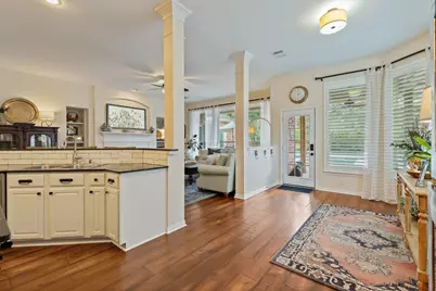 22 Greycrest Place, The Woodlands, TX 77382 - Photo 20